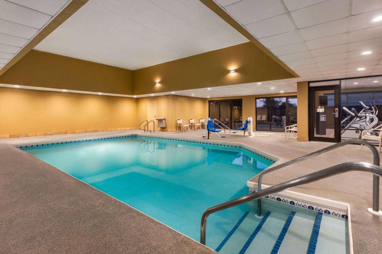 Americinn By Wyndham Madison West מראה חיצוני תמונה